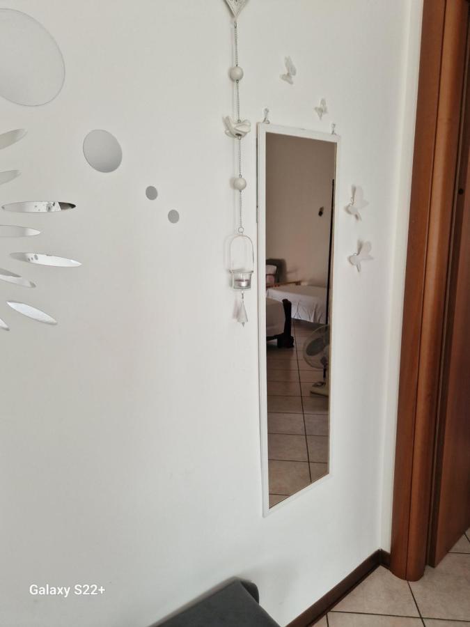 Appartement Iris à Cislago Extérieur photo